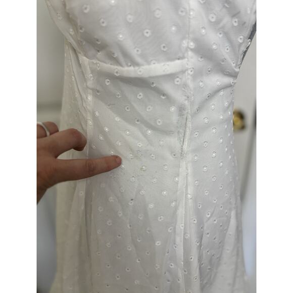 Lucy in the Sky White Chiffon Eyelet Mini Dress Size Medium Bachelorette Bridal - Picture 8 of 9